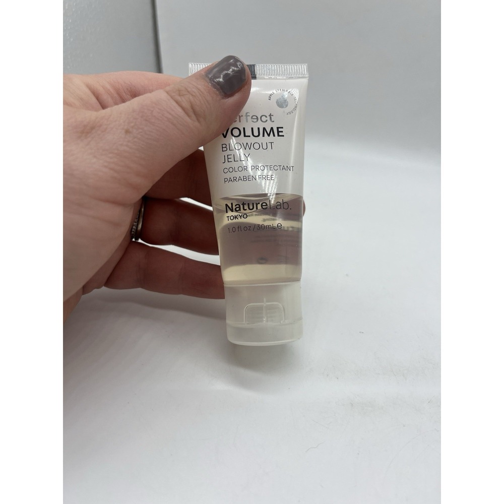 Perfect Volume Blowout Jelly Color Protectant Nature Lab Tokyo 1.0 Fl Oz Travel - Picture 9 of 9